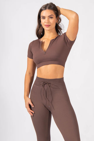 Valentina Seamless Ribbed Short Sleeve Crop Top - Brown - Jed North Canada