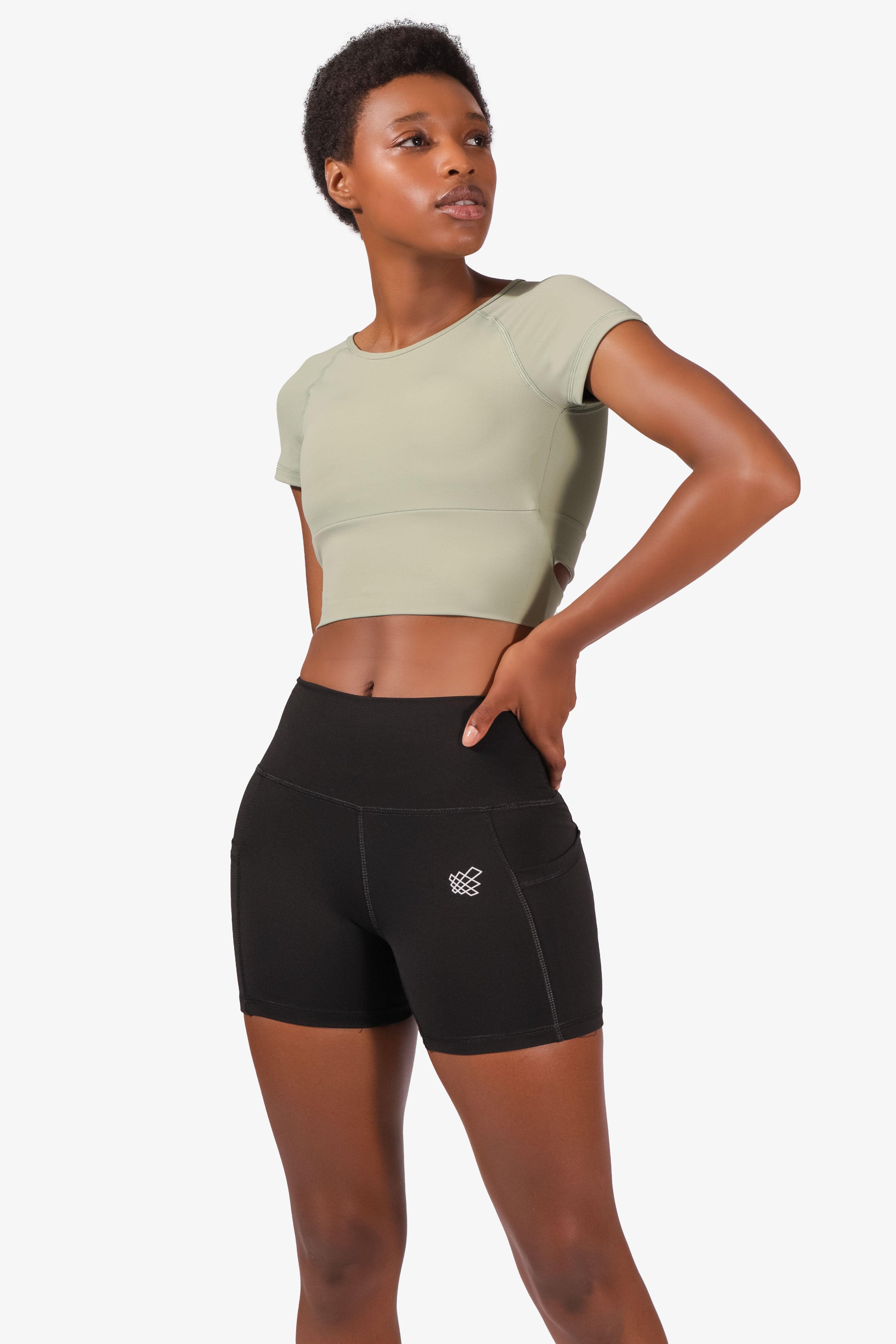 Women's Workout Crop Tops Yoga Tight T-Shirts Square Neck with Pad Bra  Light Compression Tee Cream Feeling Short Sleeves